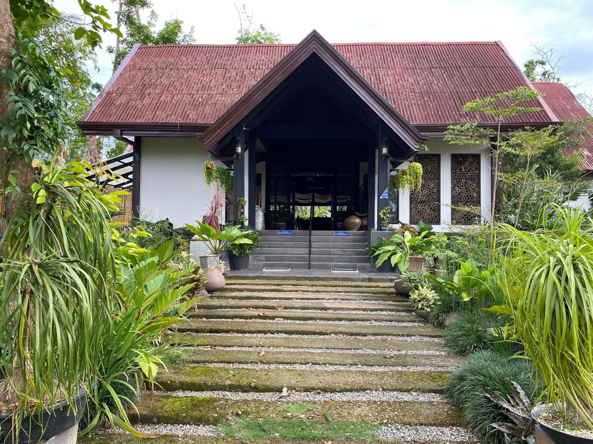 คาลาเป ฟอเรสต์ รีสอร์ต Hotel Calape ภายนอก รูปภาพ