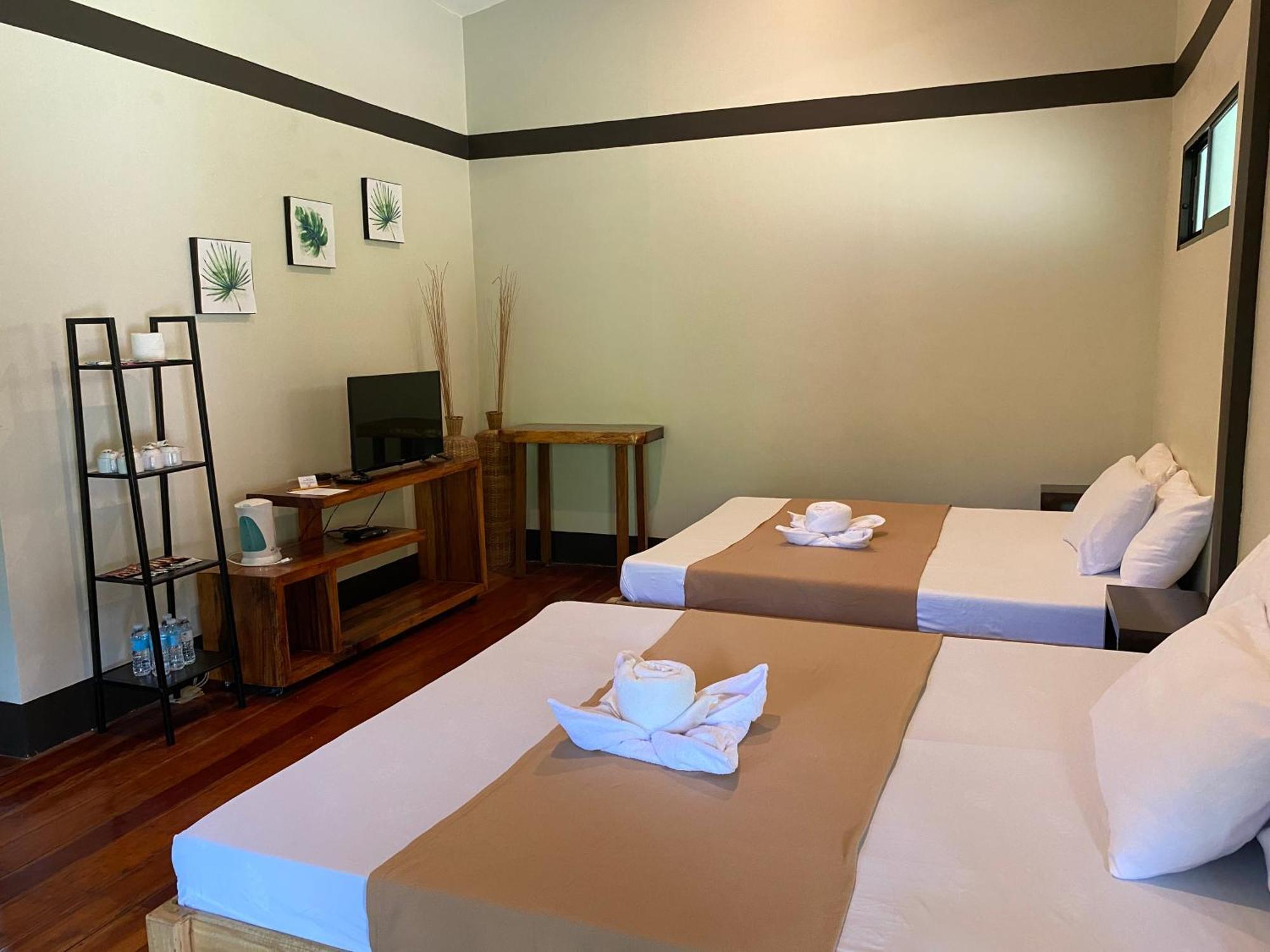 คาลาเป ฟอเรสต์ รีสอร์ต Hotel Calape ภายนอก รูปภาพ